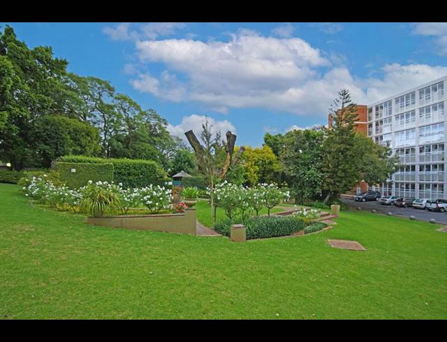 2 BEDROOM PROPERTY TO RENT IN HYDE PARK